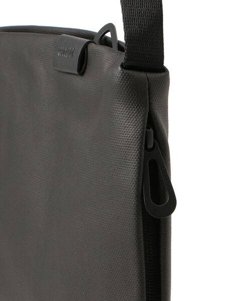 Cote&Ciel（コートエシエル）の「Cote&Ciel(コートエシエル)INN MEDIUM COATED CANVAS BAG/コーティングショルダーバッグ（ショルダーバッグ・メンズ・ブラック・FREE）」の18枚目の写真