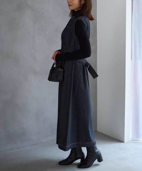 TRIANGLE PALETTE（トライアングルパレット）の「ウエストリボンデニムワンピース（ワンピース・レディース・ブラック/ネイビー/ブルー/アイボリー/カーキ・FREE）」の14枚目の写真