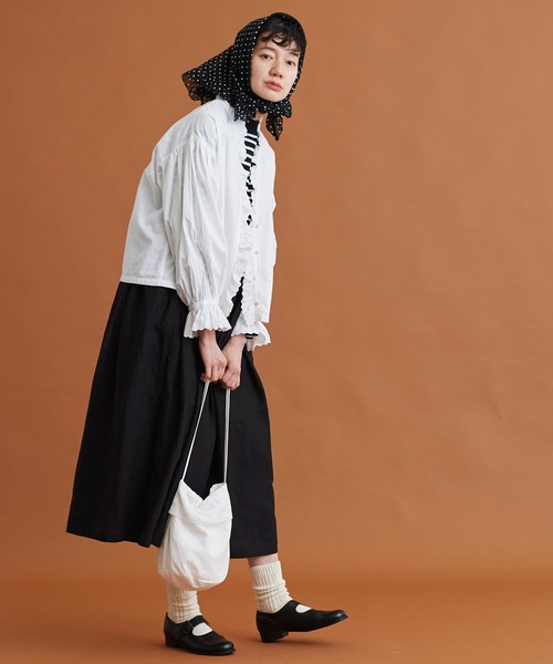 Malle（マル）の「malle オックスフォード　カットワーク　フリルブラウス（シャツ/ブラウス・レディース・ホワイト/オフホワイト/グレー・FREE）」の16枚目の写真