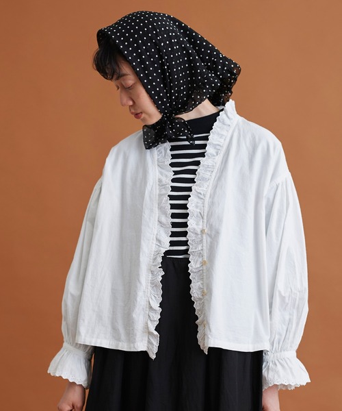 Malle（マル）の「malle オックスフォード　カットワーク　フリルブラウス（シャツ/ブラウス・レディース・ホワイト/オフホワイト/グレー・FREE）」の14枚目の写真