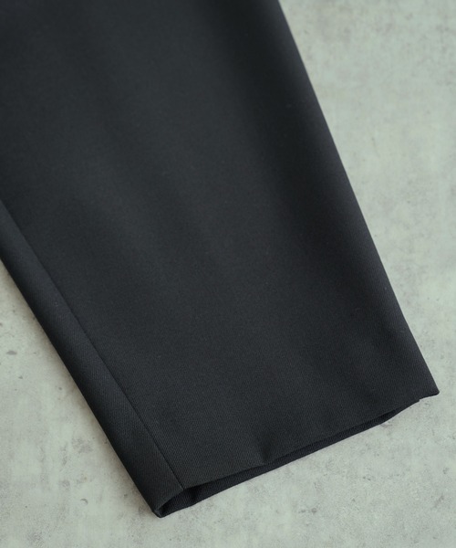 Lui's(ルイス)の「【オリジナルファブリック4×4セットアップシリーズ】 スリムテーパードパンツ(スラックス・メンズ・ブロンズ/ブラック・MEDIUM/SMALL)」の6枚目の写真