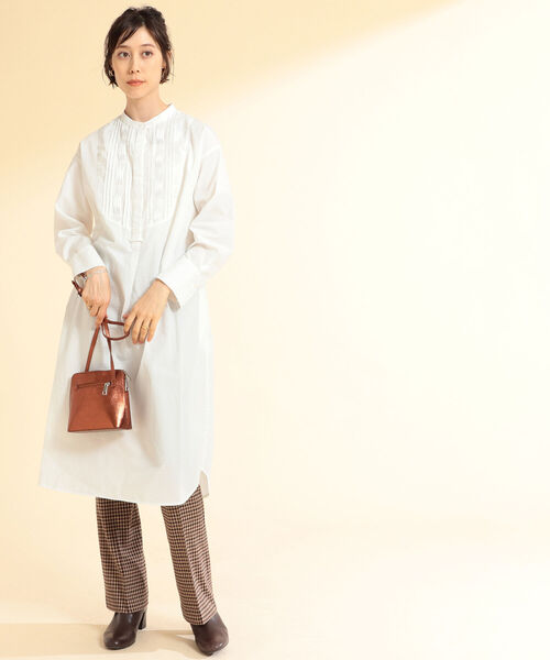 Ray BEAMS（レイビームス）の「Ray BEAMS / ピンタック ビブヨーク ワンピース（ワンピース・レディース・ホワイト/ブラック/イエロー・ONE SIZE）」の5枚目の写真