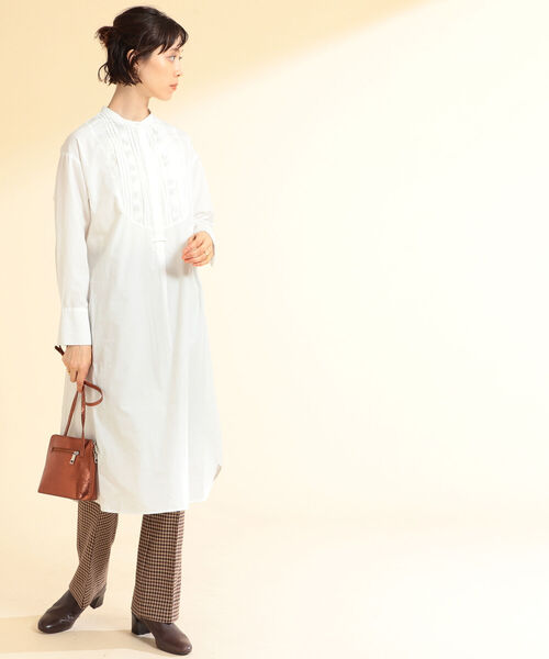 Ray BEAMS（レイビームス）の「Ray BEAMS / ピンタック ビブヨーク ワンピース（ワンピース・レディース・ホワイト/ブラック/イエロー・ONE SIZE）」の6枚目の写真