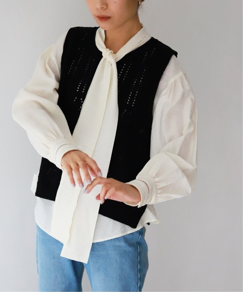 SLOBE IENA（スローブイエナ）の「ボウタイブラウス【手洗い可能】◆（シャツ/ブラウス・レディース・ナチュラル/ネイビー/レッド・FREE）」の19枚目の写真