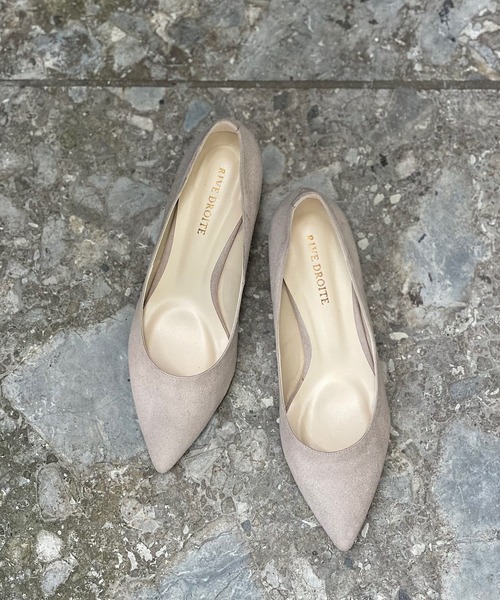 RIVE DROITE(リヴドロワ)の「美しいフォルムと定評の履き心地が魅力 ポインテッドパンプス(パンプス・レディース・ブラウン/ライトベージュ/レッド・36/37/38)」の3枚目の写真