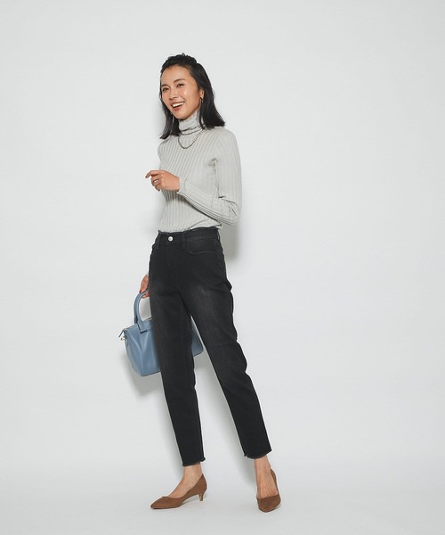 RIVE DROITE(リヴドロワ)の「美しいフォルムと定評の履き心地が魅力 ポインテッドパンプス(パンプス・レディース・ブラウン/ライトベージュ/レッド・36/37/38)」の18枚目の写真