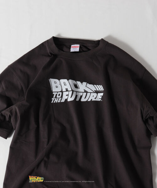 FREDY MAC（フレディーマック）の「”BACK TO THE FUTURE(バック・トゥ・ザ・フューチャー)”プリントTシャツ（Tシャツ/カットソー・メンズ・チャコールグレー・MEDIUM/LARGE）」の2枚目の写真