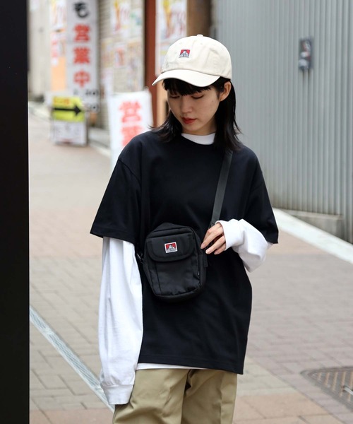 BEN DAVIS（ベンデイビス）の「【BEN DAVIS／ベンデイビス】フラップショルダー BDW-8159　前面ポケット付きミニショルダーバッグ（ショルダーバッグ・メンズ・ブラック/ベージュ/ブラウン/グレー・FREE）」の2枚目の写真