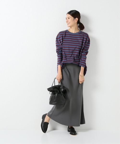 IENA(イエナ)の「ラウンドテール ロングプルオーバー◆(Tシャツ/カットソー・レディース・ネイビー/ホワイト系その他/ブルー系その他/ホワイト/チャコールグレー・FREE)」の12枚目の写真