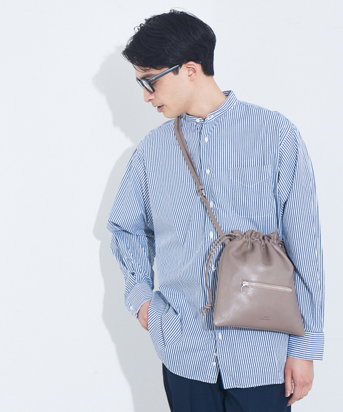 SEEKER(シーカー)の「【SEEKER 別注】レザードロスト ショルダーバッグ(ショルダーバッグ・メンズ・ブラック/グレイッシュベージュ・フリー)」の11枚目の写真