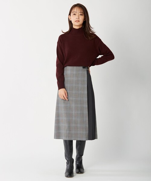 J.PRESS(ジェイプレス)の「【洗える】CASHMERE BLEND ハイネック ニット(ニット/セーター・レディース・スモーキーグリーン系/ベージュ系/ふじ色系/ライトグレー系/ワイン系/ダルブルー系/アイボリー系・LARGE/MEDIUM)」の14枚目の写真