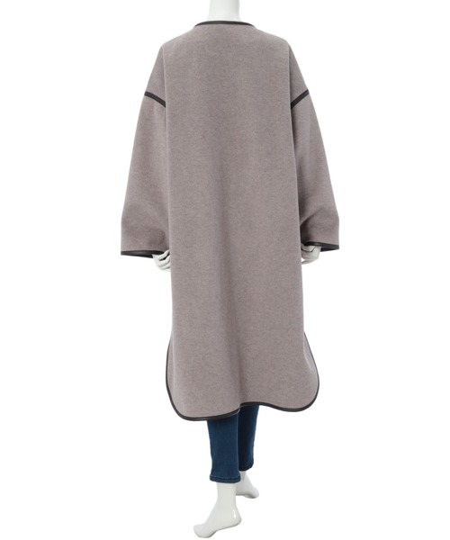 fifth（フィフス）の「ノーカラーパイピングロングコート（ノーカラージャケット・レディース・モカ/ベージュ・SMALL/MEDIUM）」の4枚目の写真