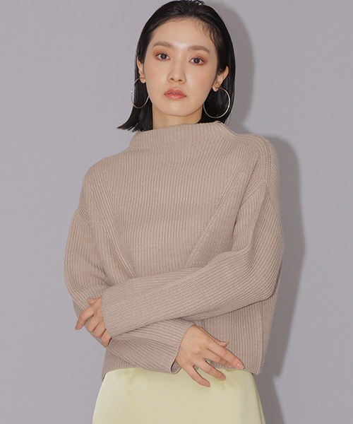 NATURAL BEAUTY BASIC(ナチュラルビューティーベーシック)の「寄せ柄フォルムニット(ニット/セーター・レディース・ベージュ/ラベンダー/ライトグリーン・MEDIUM)」の1枚目の写真