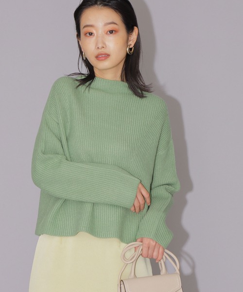 NATURAL BEAUTY BASIC(ナチュラルビューティーベーシック)の「寄せ柄フォルムニット(ニット/セーター・レディース・ベージュ/ラベンダー/ライトグリーン・MEDIUM)」の2枚目の写真