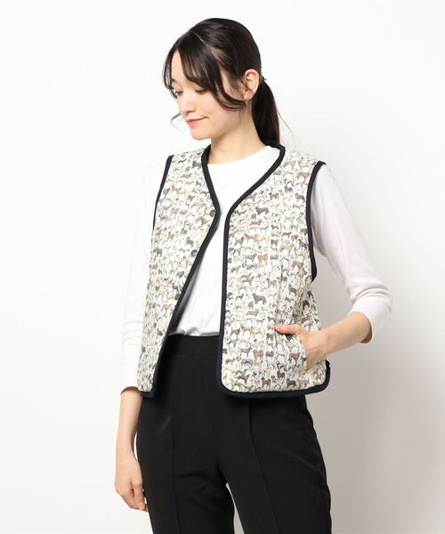 note et silence （ノートエシロンス）の「【 AMB100貨 】80サテンｘリバティ ショートベスト（ベスト・レディース・マスタード/ネイビー・FREE）」の6枚目の写真