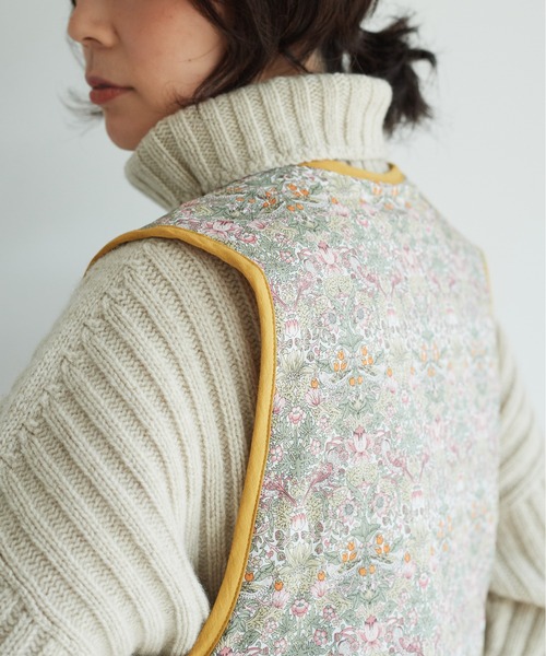 note et silence （ノートエシロンス）の「【 AMB100貨 】80サテンｘリバティ ショートベスト（ベスト・レディース・マスタード/ネイビー・FREE）」の21枚目の写真