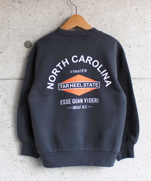 THE CASUAL（カジュアル）の「プリント BIG ハイネック トレーナー キッズ（スウェット・キッズ・ベージュ/オフホワイト/チャコール・110cm/120cm/130cm/140cm/150cm/160cm）」の14枚目の写真