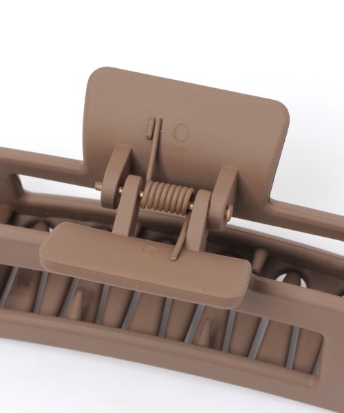 Heather（ヘザー）の「マットバンスクリップ　257483（バレッタ/ヘアクリップ・レディース・ホワイト/ブラウン/ホワイト×ブラウン・ONE SIZE）」の6枚目の写真