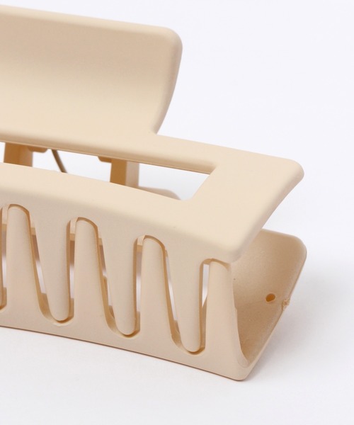 Heather（ヘザー）の「マットバンスクリップ　257483（バレッタ/ヘアクリップ・レディース・ホワイト/ブラウン/ホワイト×ブラウン・ONE SIZE）」の4枚目の写真