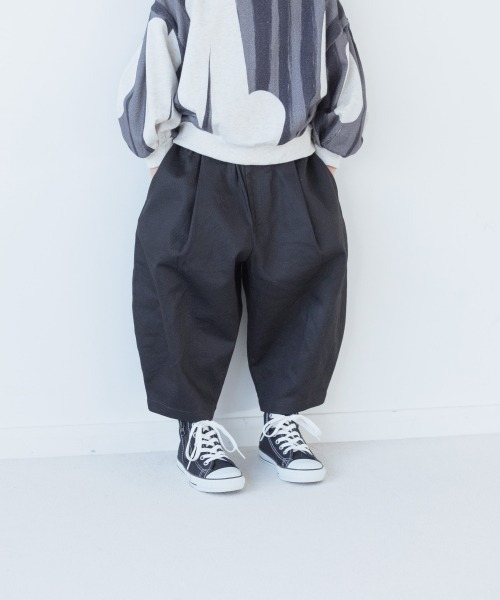 LOWRYS FARM(ローリーズファーム)の「カラーエッグパンツ 262723(その他パンツ・キッズ・ブラック/ブルー/レッド・110cm/120cm/130cm/140cm/150cm)」の2枚目の写真