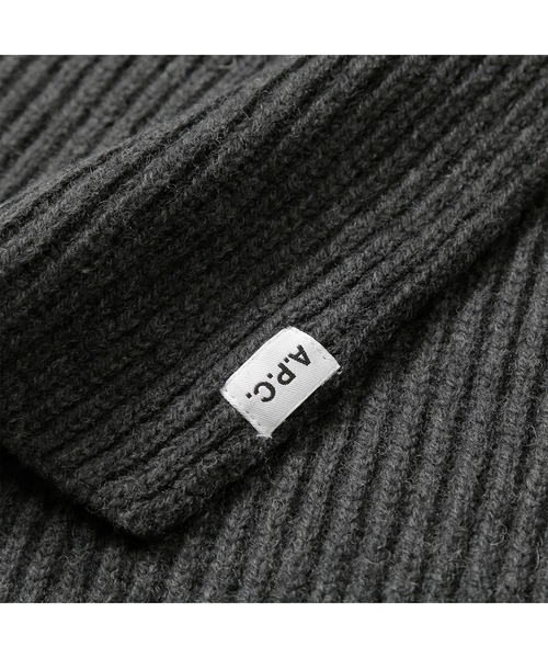 A.P.C.(アーペーセー)の「A.P.C. Billie MUFFLER アー・ペー・セー ニュー ビリー マフラー(マフラー・レディース・チャコールグレー/ダークネイビー・FREE)」の7枚目の写真