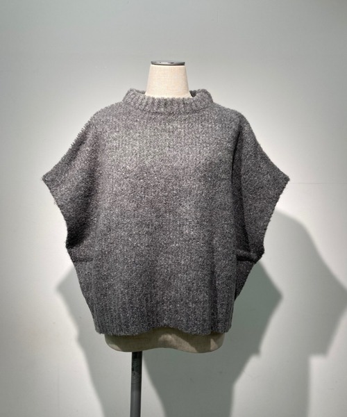 PUAL CE CIN（ピュアルセシン）の「ブランケット刺繍ニットベスト（ベスト・レディース・ベージュ/グレー・FREE）」の4枚目の写真