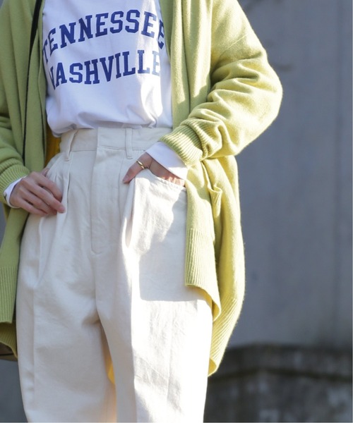 FARAH（ファーラー）の「【FARAH/ファーラー】Two-tuck Wide Tapererd Pants:パンツ（デニムパンツ・レディース・ネイビー/アイボリー・26/28）」の7枚目の写真