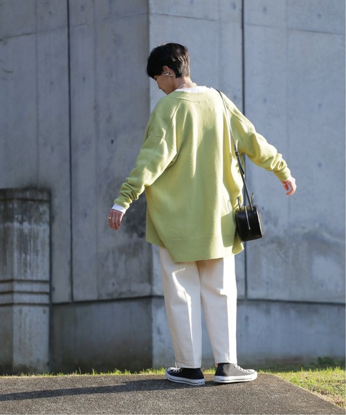 FARAH（ファーラー）の「【FARAH/ファーラー】Two-tuck Wide Tapererd Pants:パンツ（デニムパンツ・レディース・ネイビー/アイボリー・26/28）」の5枚目の写真