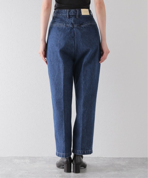 FARAH（ファーラー）の「【FARAH/ファーラー】Two-tuck Wide Tapererd Pants:パンツ（デニムパンツ・レディース・ネイビー/アイボリー・26/28）」の16枚目の写真