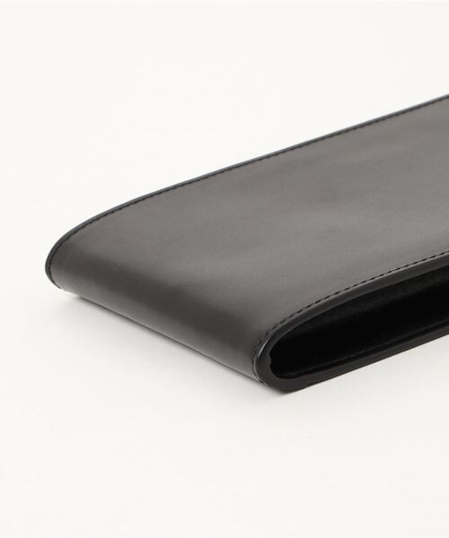 A.P.C.（アーペーセー）の「NECK POUCH JAMIE　22P（ショルダーバッグ・レディース・ブラック/レッド系その他・ONESIZE）」の13枚目の写真