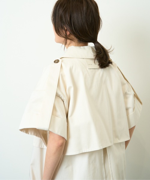 HERENCIA（ヘレンチア）の「高密度ツイル ショートスリーブ トレンチコート（トレンチコート・レディース・ブラック/アイボリー/ダークベージュ・MEDIUM）」の11枚目の写真