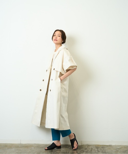 HERENCIA（ヘレンチア）の「高密度ツイル ショートスリーブ トレンチコート（トレンチコート・レディース・ブラック/アイボリー/ダークベージュ・MEDIUM）」の5枚目の写真