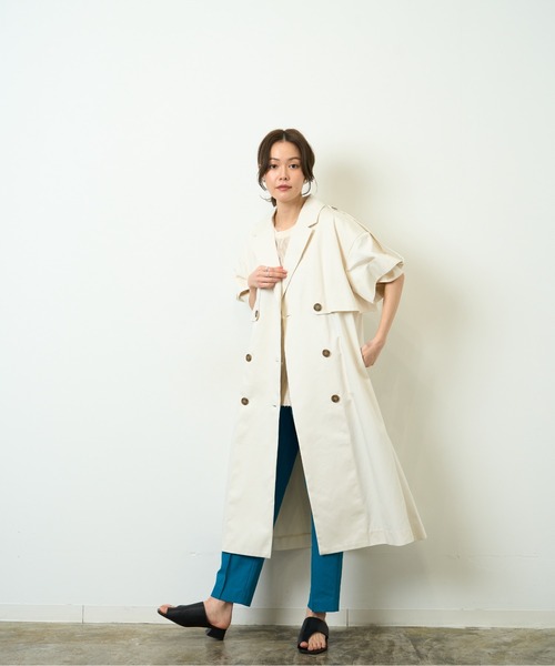 HERENCIA（ヘレンチア）の「高密度ツイル ショートスリーブ トレンチコート（トレンチコート・レディース・ブラック/アイボリー/ダークベージュ・MEDIUM）」の4枚目の写真