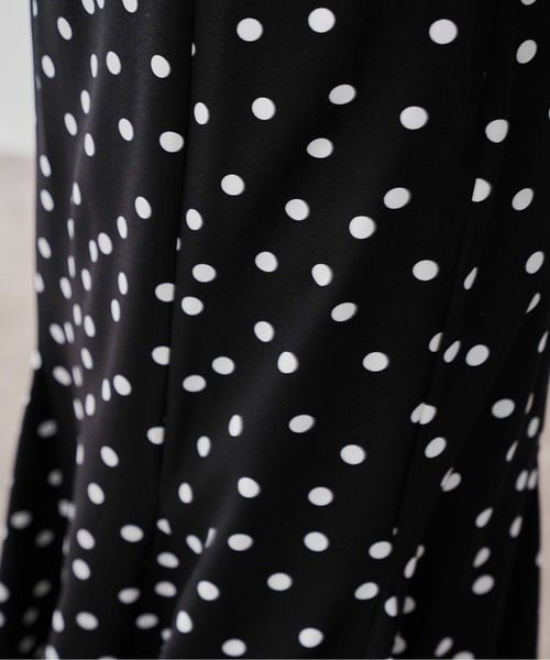 prose verse(プロズヴェール)の「ランダムドットマーメイドスカート(スカート・レディース・ブラック/ライトベージュ・MEDIUM)」の15枚目の写真