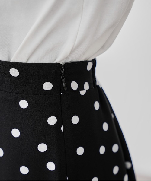 prose verse(プロズヴェール)の「ランダムドットマーメイドスカート(スカート・レディース・ブラック/ライトベージュ・MEDIUM)」の16枚目の写真