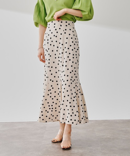 prose verse(プロズヴェール)の「ランダムドットマーメイドスカート(スカート・レディース・ブラック/ライトベージュ・MEDIUM)」の19枚目の写真