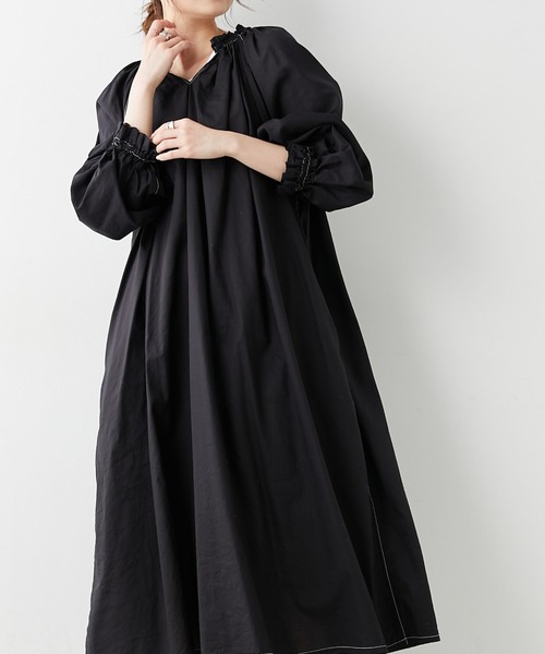 PUAL CE CIN(ピュアルセシン)の「綿テンセル配色ステッチワンピース(ワンピース・レディース・ホワイト/ブラック/ライラック・FREE)」の2枚目の写真