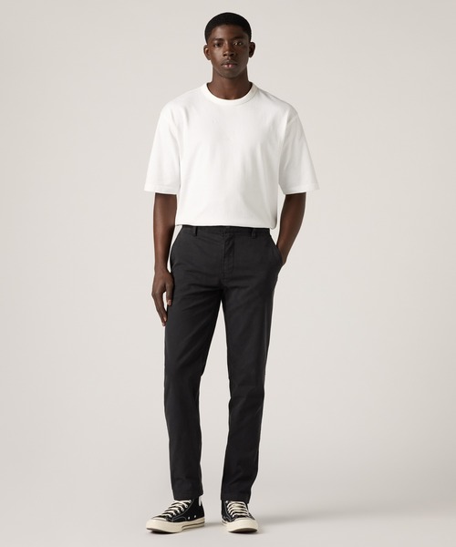Levi's(リーバイス)の「Levi's/リーバイス XX CHINO スタンダードテーパード(チノパンツ・メンズ・ブラック・W28 L32/W29 L32/W30 L32/W31 L32/W32 L32/W33 L32/W34 L32/W36 L32)」の2枚目の写真