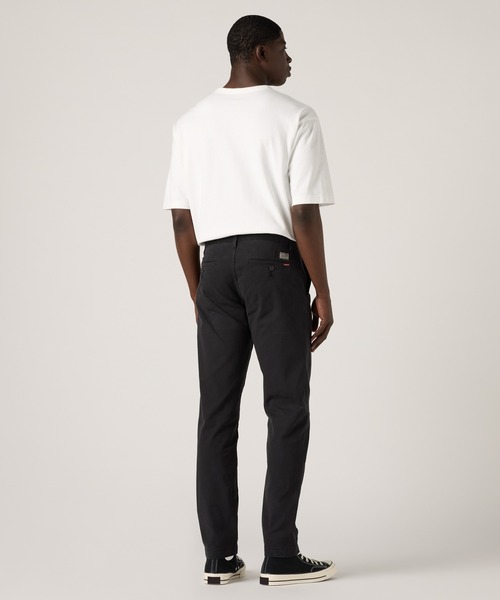 Levi's(リーバイス)の「Levi's/リーバイス XX CHINO スタンダードテーパード(チノパンツ・メンズ・ブラック・W28 L32/W29 L32/W30 L32/W31 L32/W32 L32/W33 L32/W34 L32/W36 L32)」の4枚目の写真