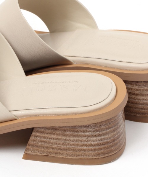 Mazell（マゼル）の「Mazell  / オーバーピースサンダル（サンダル・レディース・ブラック/イエロー系その他2・LL/S/M/L）」の19枚目の写真