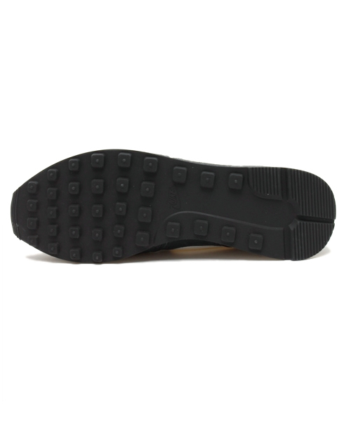 And A(アンドエー)の「NIKE INTERNATIONALIST LTR PDX(スニーカー・メンズ・グレー/イエロー・28.0cm/27.0cm/26.0cm)」の6枚目の写真