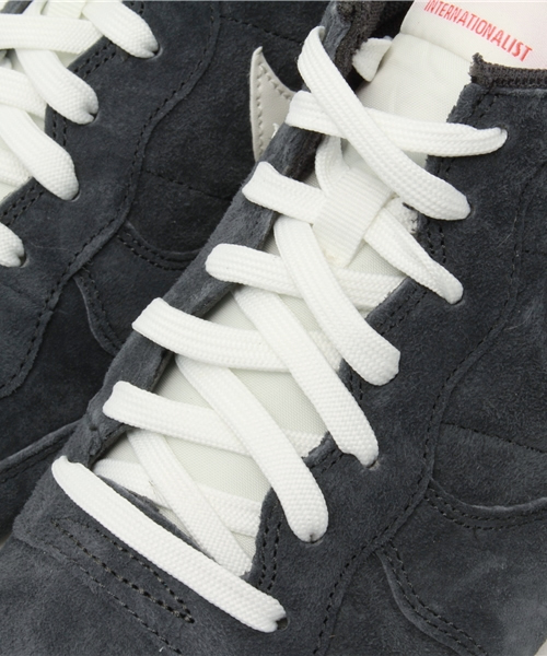 And A(アンドエー)の「NIKE INTERNATIONALIST LTR PDX(スニーカー・メンズ・グレー/イエロー・28.0cm/27.0cm/26.0cm)」の9枚目の写真