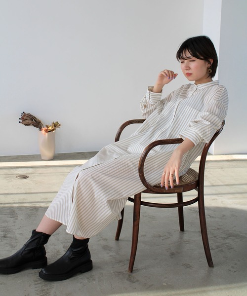 GeeRA（ジーラ）の「スタンドカラーシャツワンピース（シャツワンピース・レディース・ベージュ/ネイビー/オフホワイト・MEDIUM）」の6枚目の写真