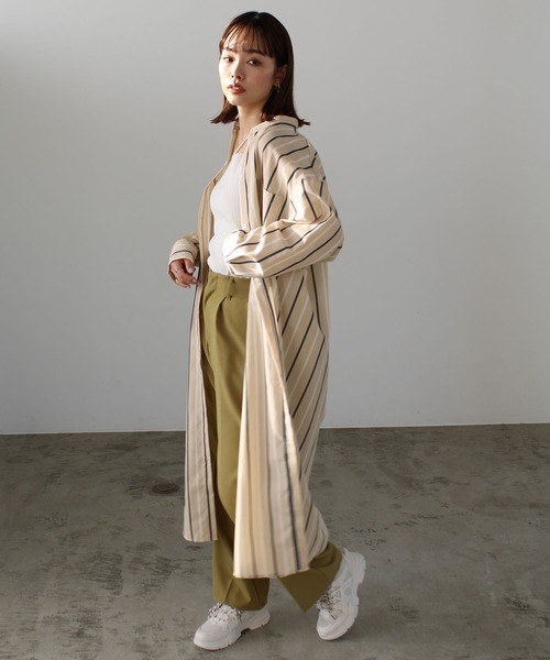 GeeRA（ジーラ）の「スタンドカラーシャツワンピース（シャツワンピース・レディース・ベージュ/ネイビー/オフホワイト・MEDIUM）」の10枚目の写真