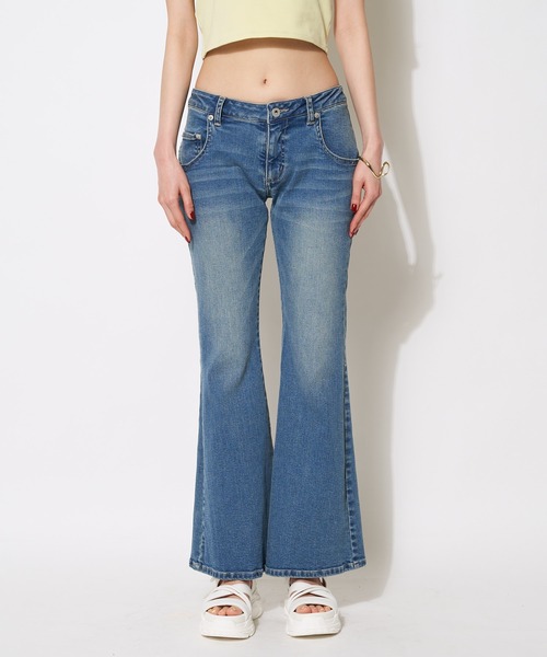 SPIRALGIRL（スパイラルガール）の「ローライズフレアデニム（デニムパンツ・レディース・ライトブルー/サックスブルー・SMALL/MEDIUM）」の6枚目の写真