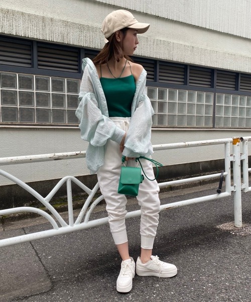 one after another NICE CLAUP（ワンアフターアナザーナイスクラップ）の「肩あきマルチシアーシャツ（シャツ/ブラウス・レディース・アイボリー/オフホワイト/グリーン系その他/ブルー系その他2/ピンク/オレンジ/ピンク系その他/ブラウン系その他/サックスブルー系・FREE）」の20枚目の写真