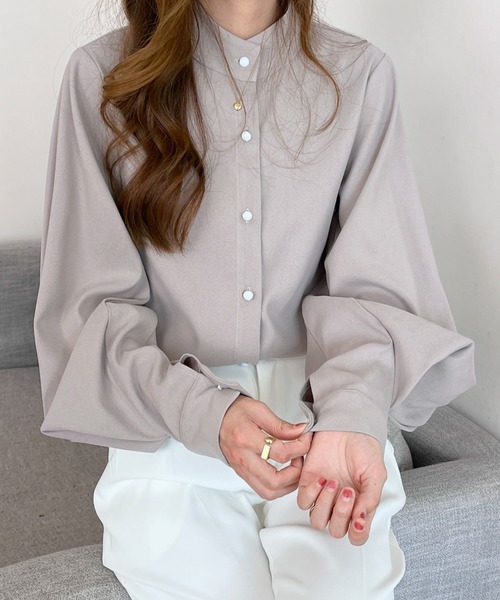 Diosfront（ディオスフロント）の「スタンドカラーボリュウームスリーブルーズシャツ（シャツ/ブラウス・レディース・ホワイト/ブラック/ネイビー/ライトグリーン/ライトブルー/グレー/ベージュ/ブラウン・S/M/L）」の4枚目の写真