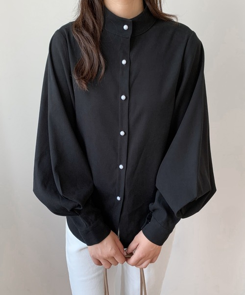 Diosfront（ディオスフロント）の「スタンドカラーボリュウームスリーブルーズシャツ（シャツ/ブラウス・レディース・ホワイト/ブラック/ネイビー/ライトグリーン/ライトブルー/グレー/ベージュ/ブラウン・S/M/L）」の3枚目の写真