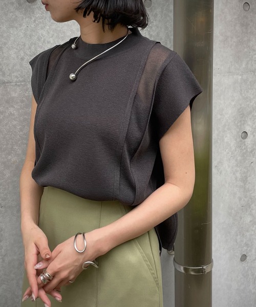 &g'aime（アンジェム）の「【&g’aime】サイドシアーニット（ニット/セーター・レディース・ホワイト/チャコール/グリーン/ブルー・FREE）」の17枚目の写真