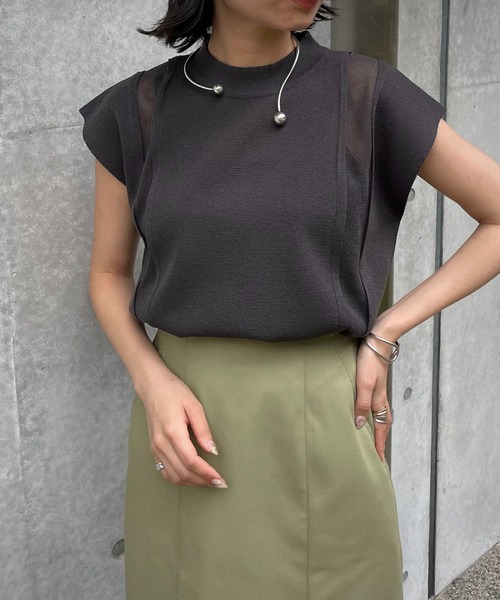 &g'aime（アンジェム）の「【&g’aime】サイドシアーニット（ニット/セーター・レディース・ホワイト/チャコール/グリーン/ブルー・FREE）」の14枚目の写真